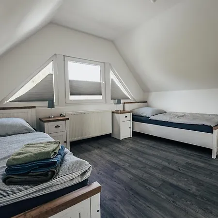 Ella Am See, * Fintel