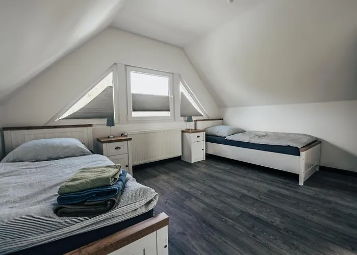 Ella Am See, * Fintel